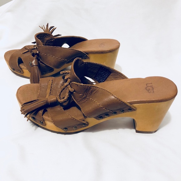 UGG Shaelyn SIZE 5 Leather Peep-toe Tassel Cloggs - Picture 5 of 7